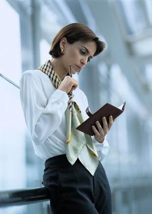 2025年最新版：ジップパーカーの選び方とコーデ術で差をつける完全ガイド